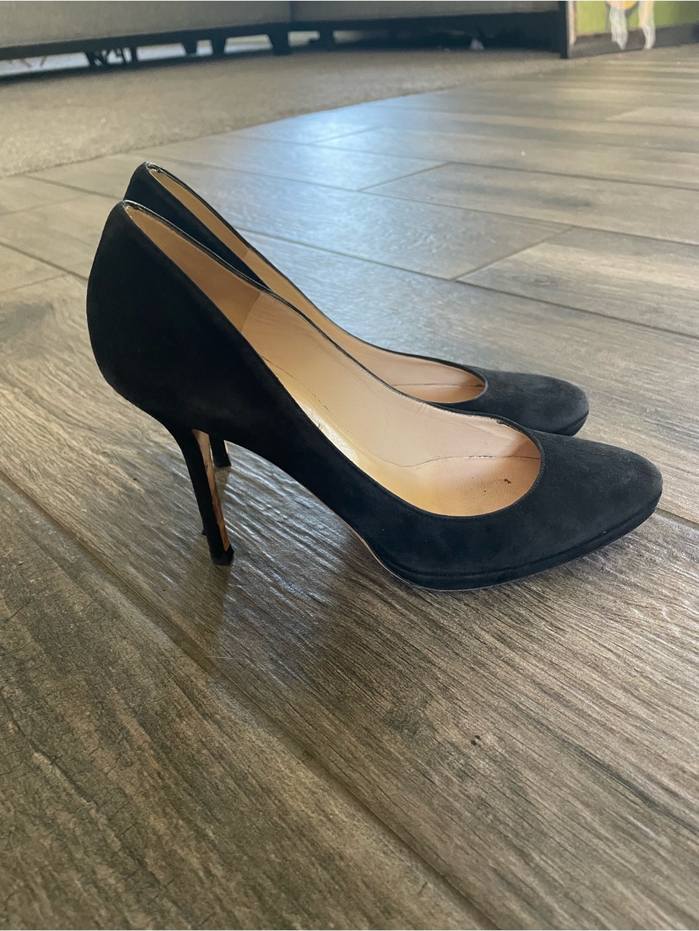 Jimmy Choo Black Suede Pointed-Toe Stiletto Pumps - Picture 2 of 16